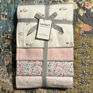NWT Carters 4-Pack of Receiving Blankets